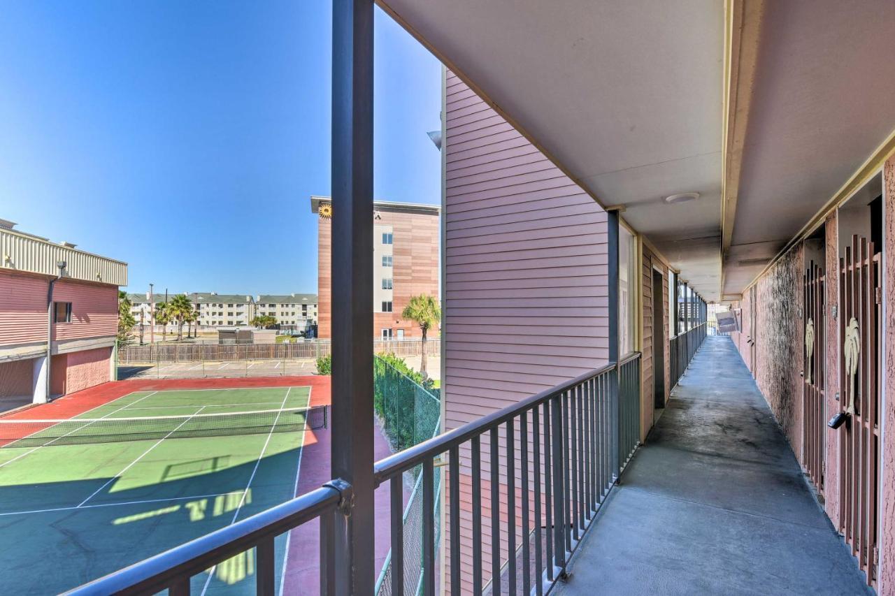 Coastal Galveston Condo Walk To Shoreline! Εξωτερικό φωτογραφία